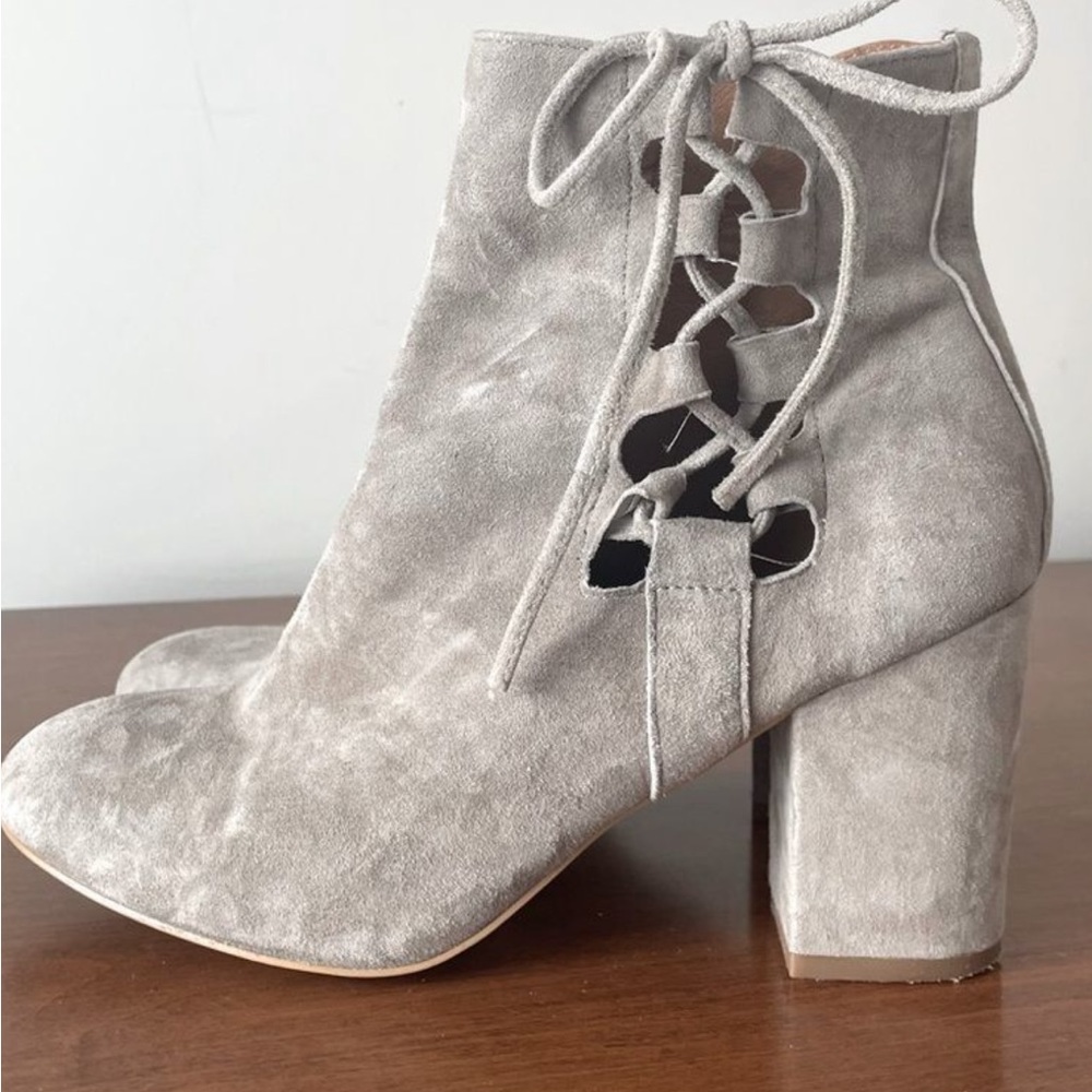 Steve Madden Savor Grey Suede Lace Up Booties